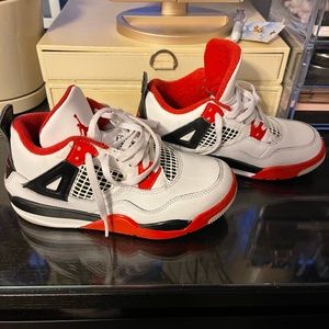 Kids air jordan 4 sneakers